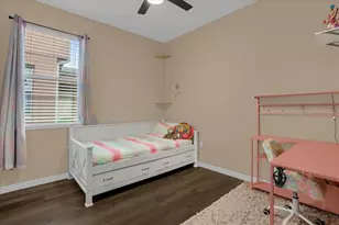 235 Venetian Bay Cir, Sanford, FL 32771 - Photo 23