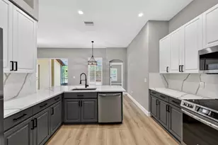 14818 Heronglen Dr, Lithia, FL 33547 - Photo 5