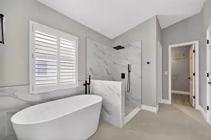 14818 Heronglen Dr, Lithia, FL 33547 - Photo 13