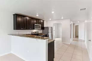 2447 Caspian Dr, Lakeland, FL 33805 - Photo 5