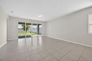 689 Meadow Pointe Dr, Haines City, FL 33844 - Photo 5