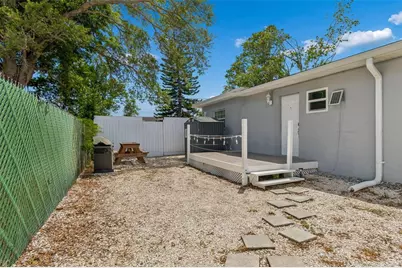 4526 Yardley Avenue N, Saint Petersburg, FL 33713 - Photo 59