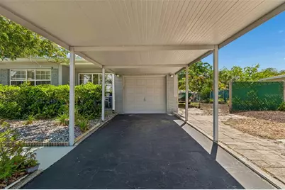 4526 Yardley Avenue N, Saint Petersburg, FL 33713 - Photo 7