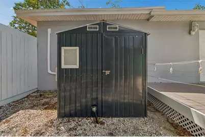 4526 Yardley Avenue N, Saint Petersburg, FL 33713 - Photo 63