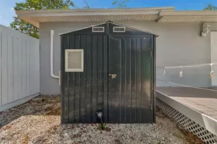 4526 Yardley Ave N, Saint Petersburg, FL 33713 - Photo 63