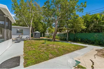 4526 Yardley Avenue N, Saint Petersburg, FL 33713 - Photo 39