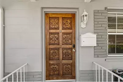 4526 Yardley Avenue N, Saint Petersburg, FL 33713 - Photo 9