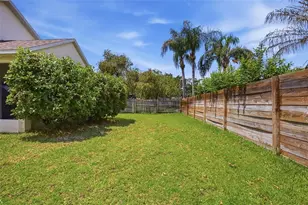 1353 Crimson Clover Ln, Wesley Chapel, FL 33543 - Photo 37