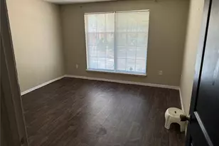 3906 Versailles Dr, Orlando, FL 32808 - Photo 9