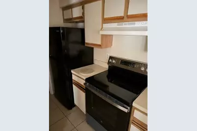 208 Afton Square #208, Altamonte Springs, FL 32714 - Photo 3
