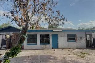 4067 Kingsport Dr, Orlando, FL 32839 - Photo 15