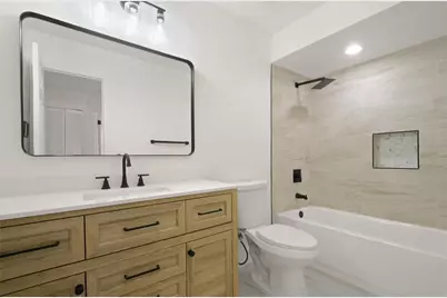4583 Heritage Oak Drive, Orlando, FL 32808 - Photo 21
