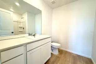 868 Lynx St, Davenport, FL 33837 - Photo 9