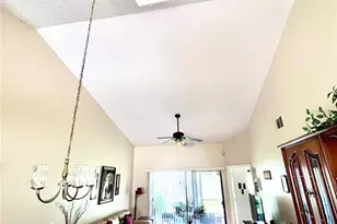 29 Lakepointe Cir, Kissimmee, FL 34743 - Photo 21