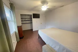4356 Tarpon Dr SE, Saint Petersburg, FL 33705 - Photo 17