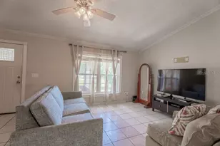 7104 Blue Earth Ct, Orlando, FL 32818 - Photo 5