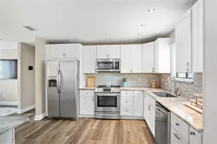 1748 Sun Ridge Dr, Apopka, FL 32703 - Photo 11