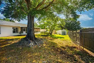 15816 Oakland Ct, Clermont, FL 34711 - Photo 39