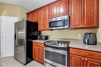 4114 Breakview Dr Drive #10602, Orlando, FL 32819 - Photo 9