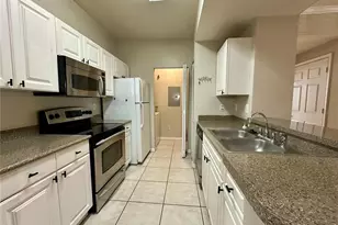 2001 Tizewell Cir, Orlando, FL 32837 - Photo 9