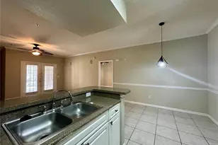2001 Tizewell Cir, Orlando, FL 32837 - Photo 11