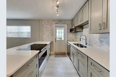 313 S Lawsona Boulevard, Orlando, FL 32801 - Photo 29