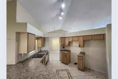 8001 Stirrupwood Court, Orlando, FL 32818 - Photo 5