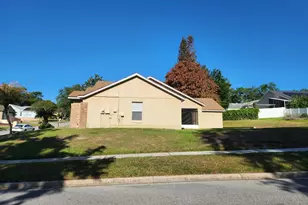 8001 Stirrupwood Ct, Orlando, FL 32818 - Photo 3