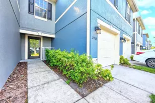 12769 Lexington Summit St, Orlando, FL 32828 - Photo 3