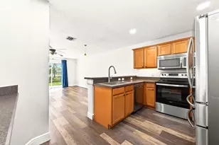 12769 Lexington Summit St, Orlando, FL 32828 - Photo 17