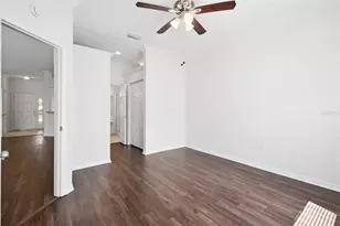 823 Springwood Cir, Bradenton, FL 34212 - Photo 31