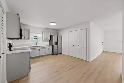 3761 21st Avenue S, Saint Petersburg, FL 33711 - Photo 17