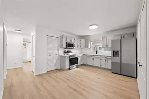 3761 21st Ave S, Saint Petersburg, FL 33711 - Photo 13