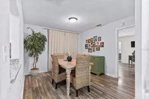 7542 Gunstock Dr, Lakeland, FL 33809 - Photo 11
