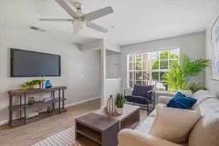 176 Reserve Cir, Oviedo, FL 32765 - Photo 5