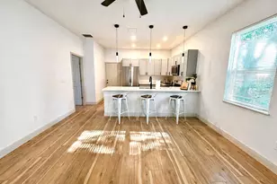 1377 NW 7th St, Ocala, FL 34475 - Photo 9