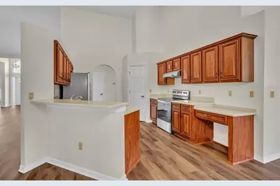 653 Yorkshire Drive, Oviedo, FL 32765 - Photo 13