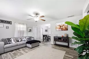 786 E Warren Ave, Longwood, FL 32750 - Photo 3