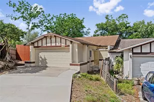 7138 Harbor Heights Dr, Orlando, FL 32835 - Photo 3