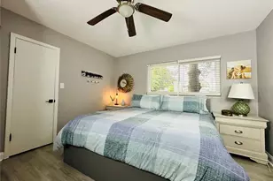 1446 NE 22nd Ave, Gainesville, FL 32609 - Photo 9