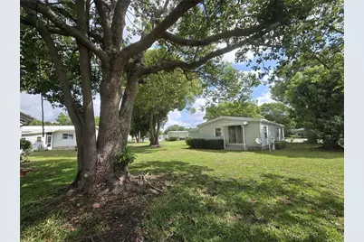 2011 Oak Grove Drive #39, Zellwood, FL 32798 - Photo 3