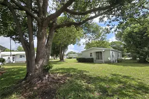 2011 Oak Grove Dr, Zellwood, FL 32798 - Photo 3