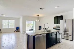 2352 White Poppy Dr, Kissimmee, FL 34747 - Photo 5
