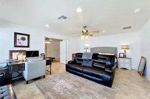 2404 Lauderdale Ct, Orlando, FL 32805 - Photo 11