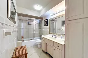 2404 Lauderdale Ct, Orlando, FL 32805 - Photo 9