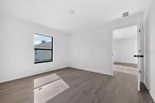 15506 Chamberlain Blvd, Port Charlotte, FL 33953 - Photo 27