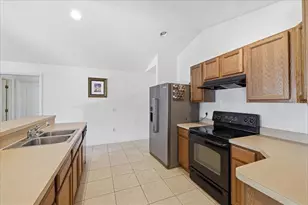 2872 Grandview Dr, North Port, FL 34288 - Photo 19