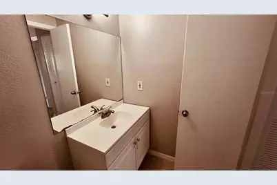 1087 S Hiawassee Road #422, Orlando, FL 32835 - Photo 9