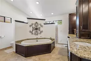 1215 Huntington Ln, Safety Harbor, FL 34695 - Photo 15