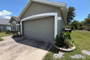 3693 Ricky Ln, Saint Cloud, FL 34772 - Photo 3